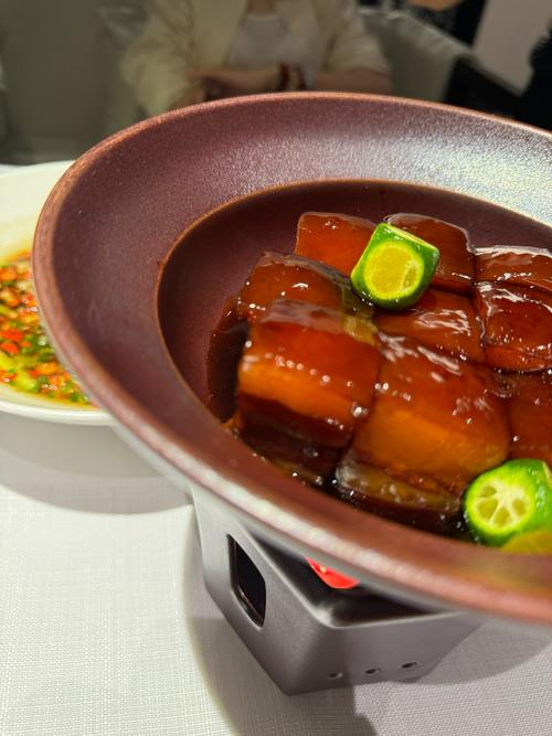 详细阅读:菜品紧实嫩滑,菜品很精致 菜品紧实嫩滑,菜品很精致