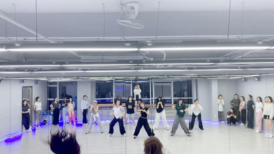爵士舞,爵士舞基础入门教学视频